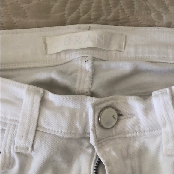White JBRANDS - Picture 2 of 2